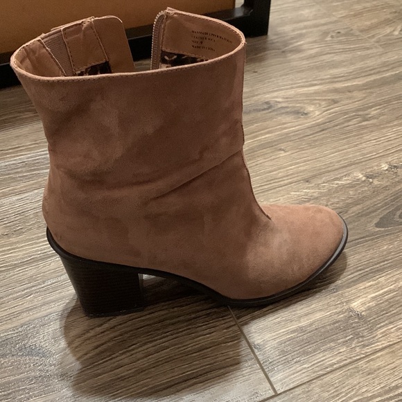 Restricted brand brown boots with heels SIZE 9 - Picture 5 of 7